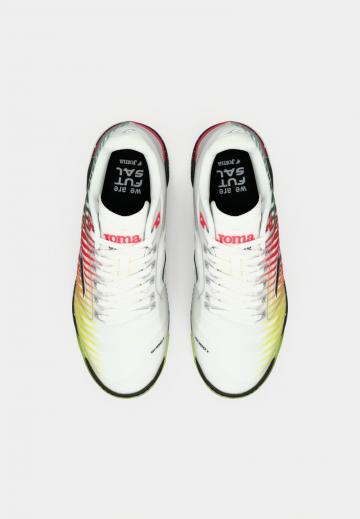 Футбольные бутсы