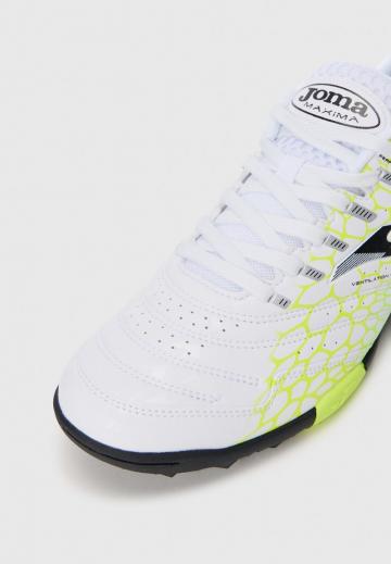 Футбольные бутсы