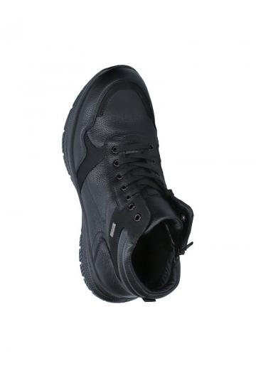 Зимние ботинки