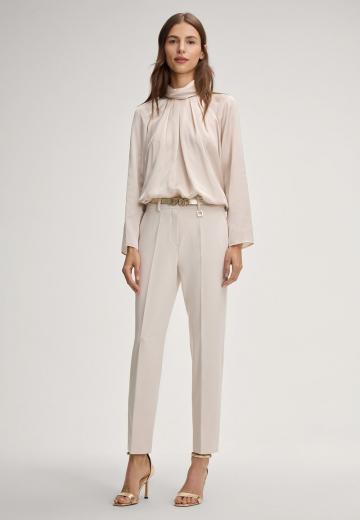 Атласная блузка