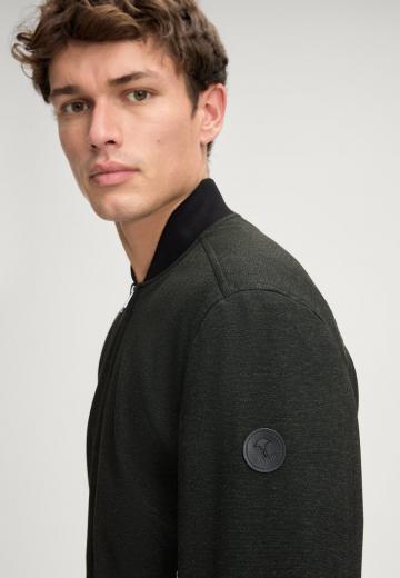 Куртка бомбер