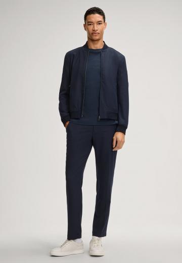 Куртка бомбер