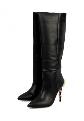 Высокие сапоги