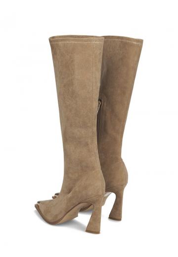 Полусапожки на высоком каблуке