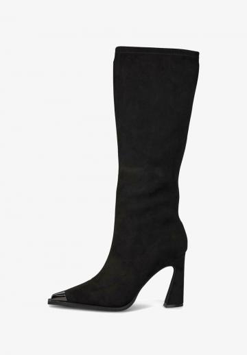 Полусапожки на высоком каблуке