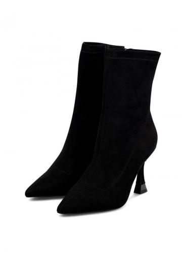 Полусапожки на высоком каблуке