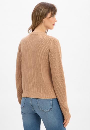 Вязаная кофта