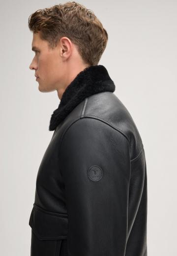 Кожаная куртка