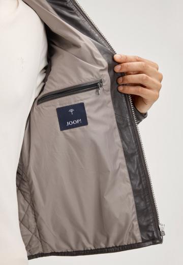 Кожаная куртка