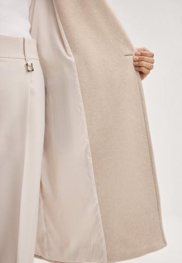 Шерстяное пальто