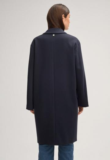 Короткое пальто