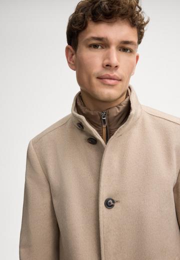 Короткое пальто