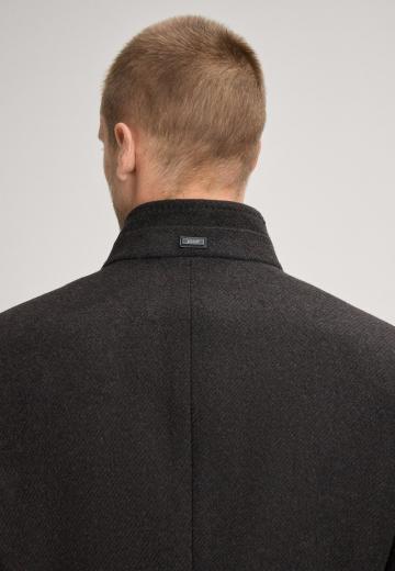 Короткое пальто