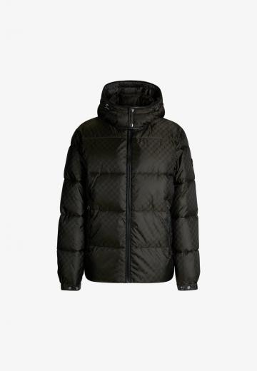 Зимняя куртка