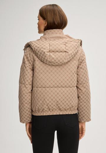 Зимняя куртка