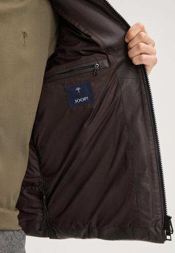 Зимняя куртка