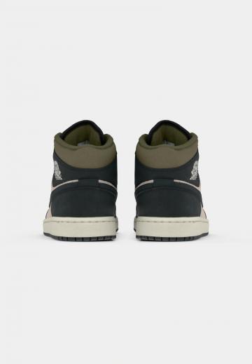 Высокие кеды