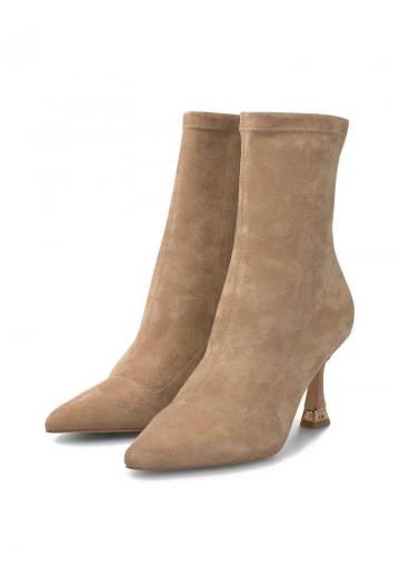 Полусапожки на высоком каблуке