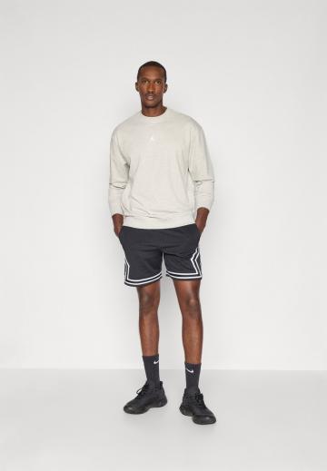 Спортивная кофта