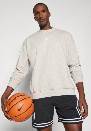 Спортивная кофта