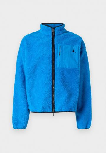 Флисовая куртка