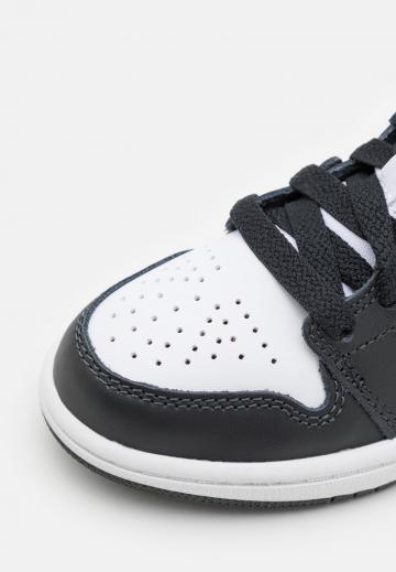 Высокие кеды