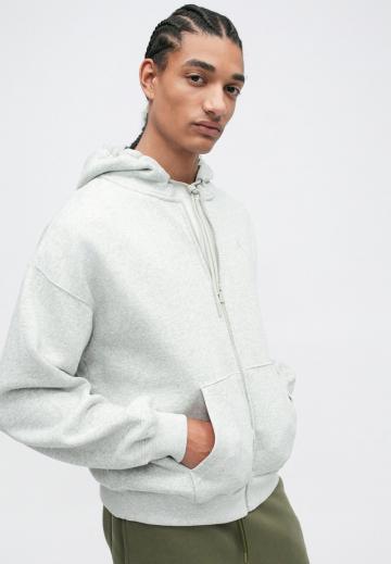 Спортивная кофта