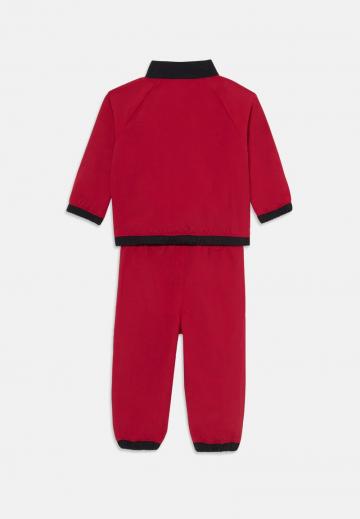 Набор одежды