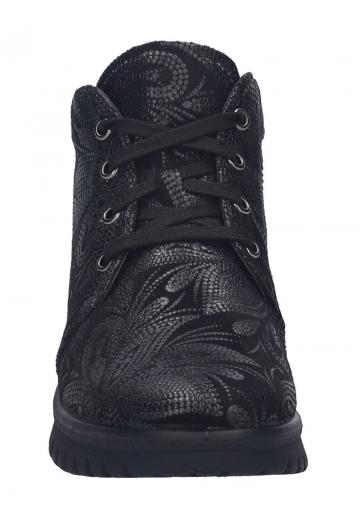 Сапожки на танкетке