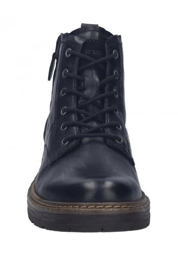 Ботинки на шнуровке