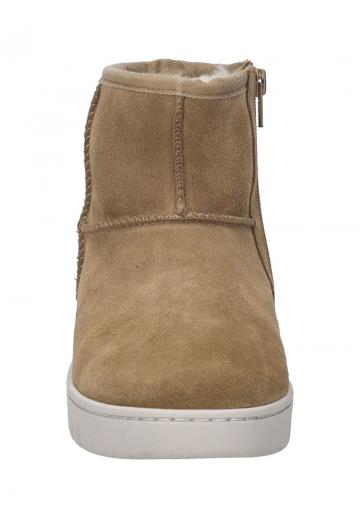 Зимние ботинки