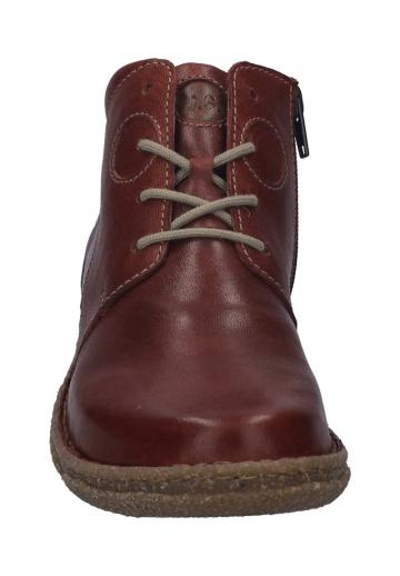 Ботинки на шнуровке