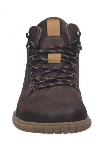Ботинки на шнуровке