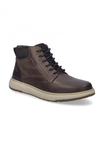 Ботинки на шнуровке