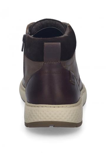 Ботинки на шнуровке