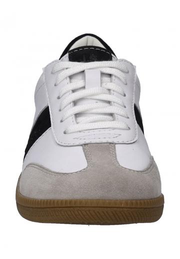 Гандбольные кроссовки