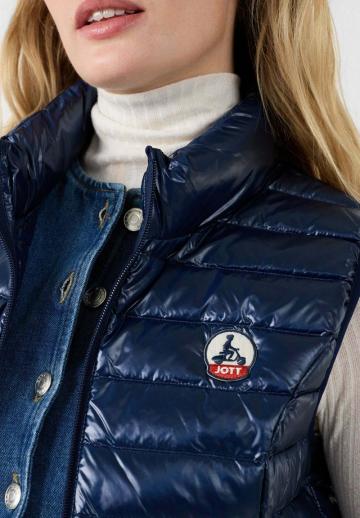 Пуховой жилет