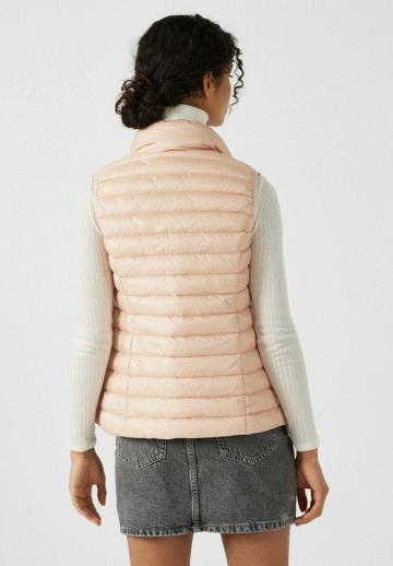 Пуховой жилет