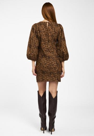 Короткое платье