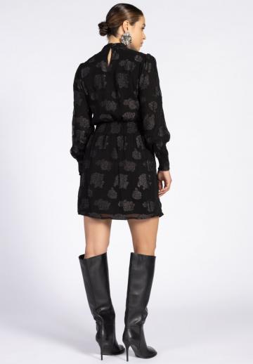 Короткое платье