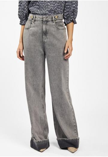 Свободные джинсы