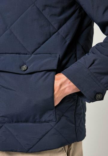 Зимняя куртка