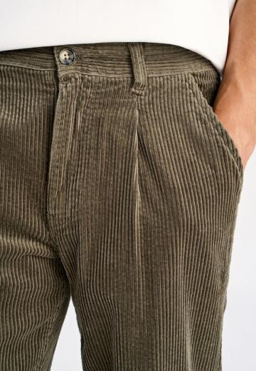 Вельветовые брюки