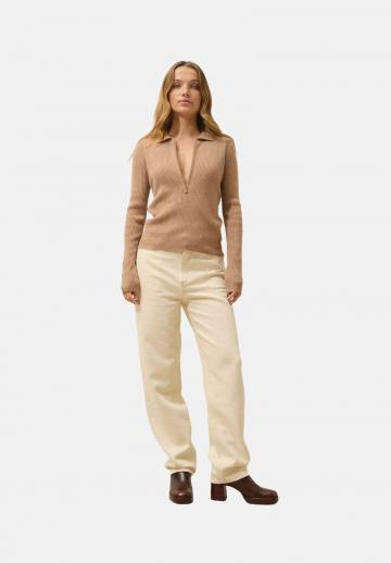 Пуловер с воротником поло