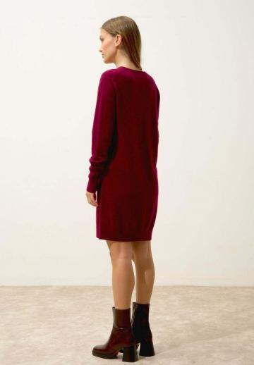 Вязаное платье