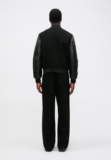 Куртка бомбер