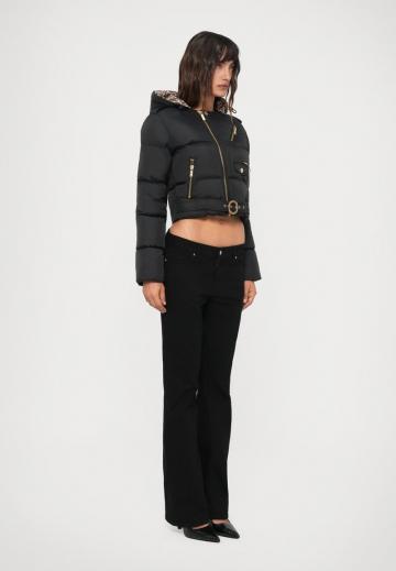 Короткая куртка