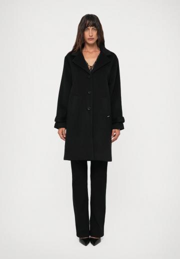 Шерстяное пальто