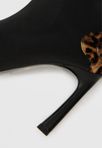 Высокие сапоги