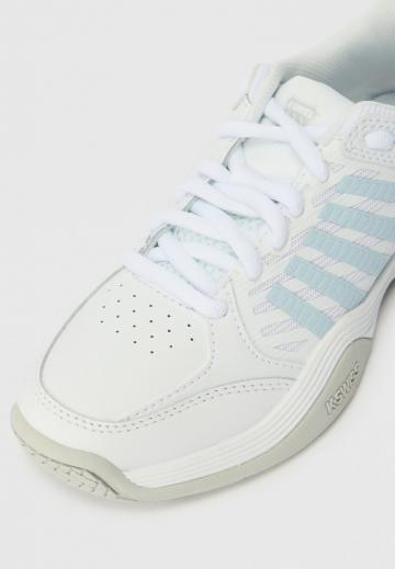 Теннисные кроссовки